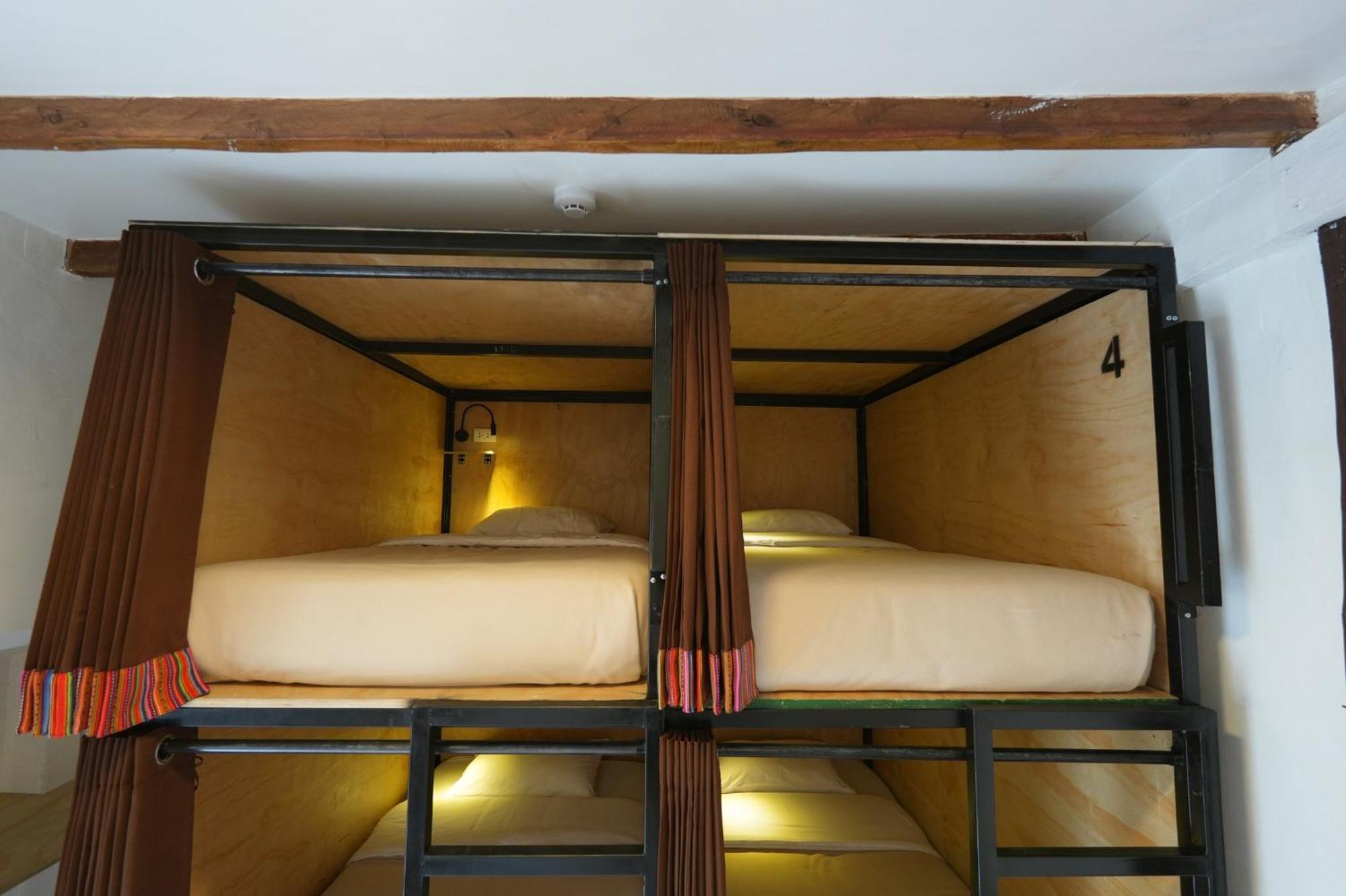 Black Llama Hostel Cusco Bilik gambar