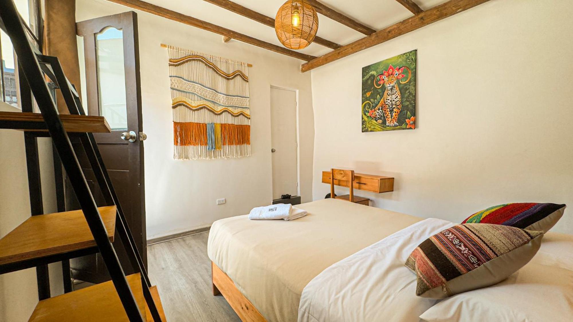 Black Llama Hostel Cusco Luaran gambar