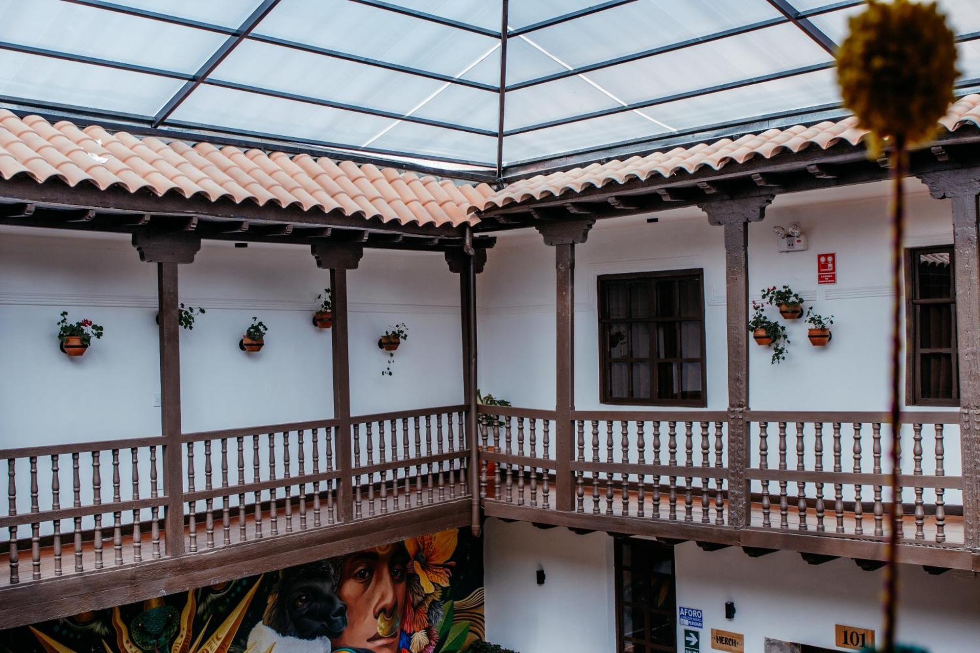 Black Llama Hostel Cusco Luaran gambar