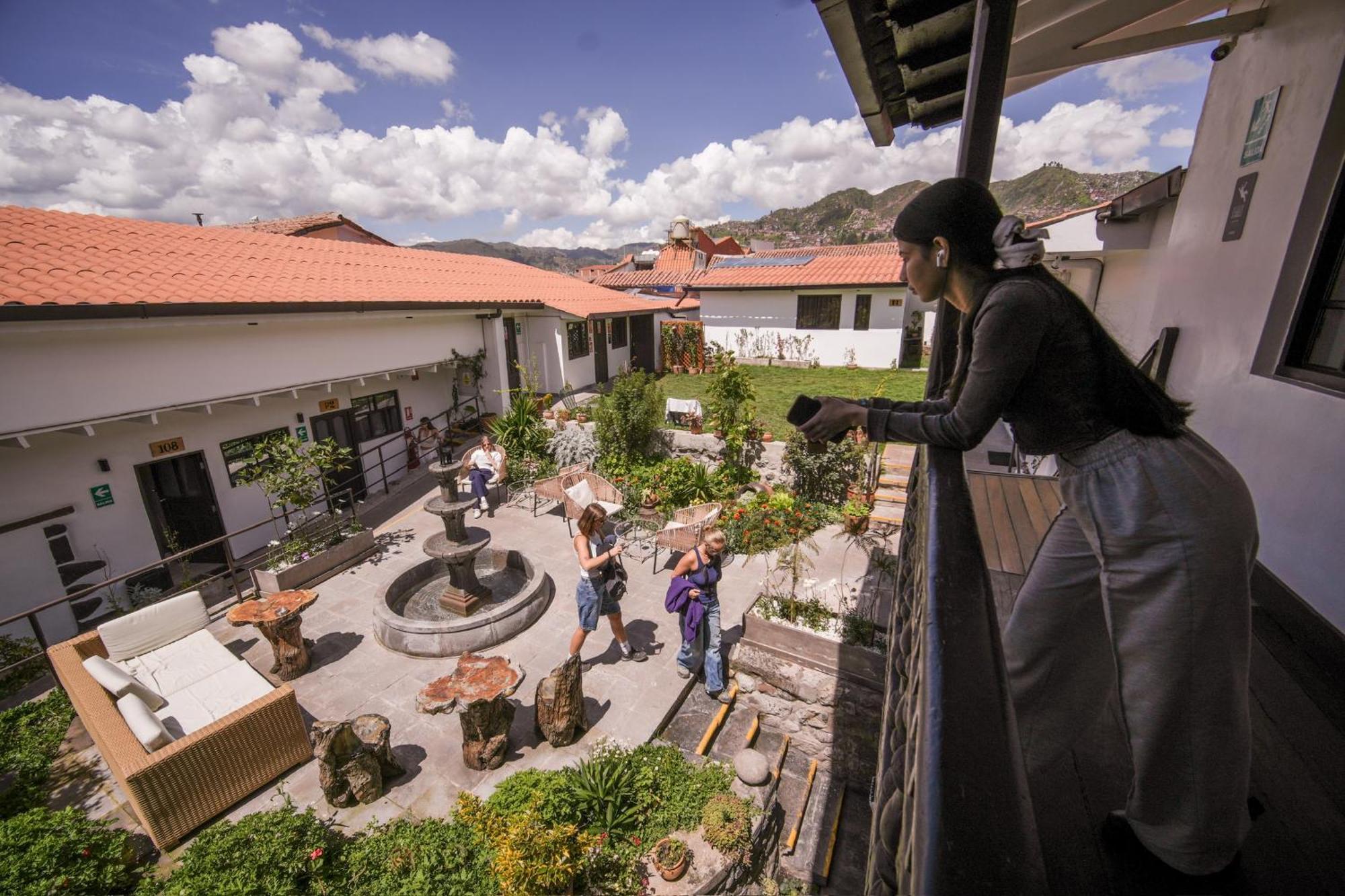 Black Llama Hostel Cusco Luaran gambar