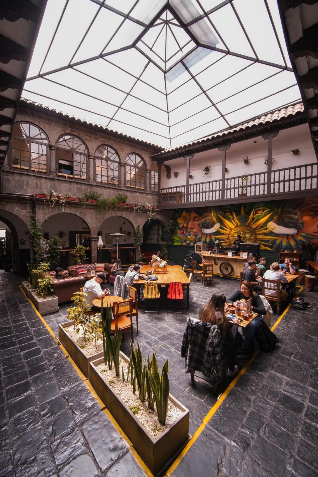 Black Llama Hostel Cusco Luaran gambar