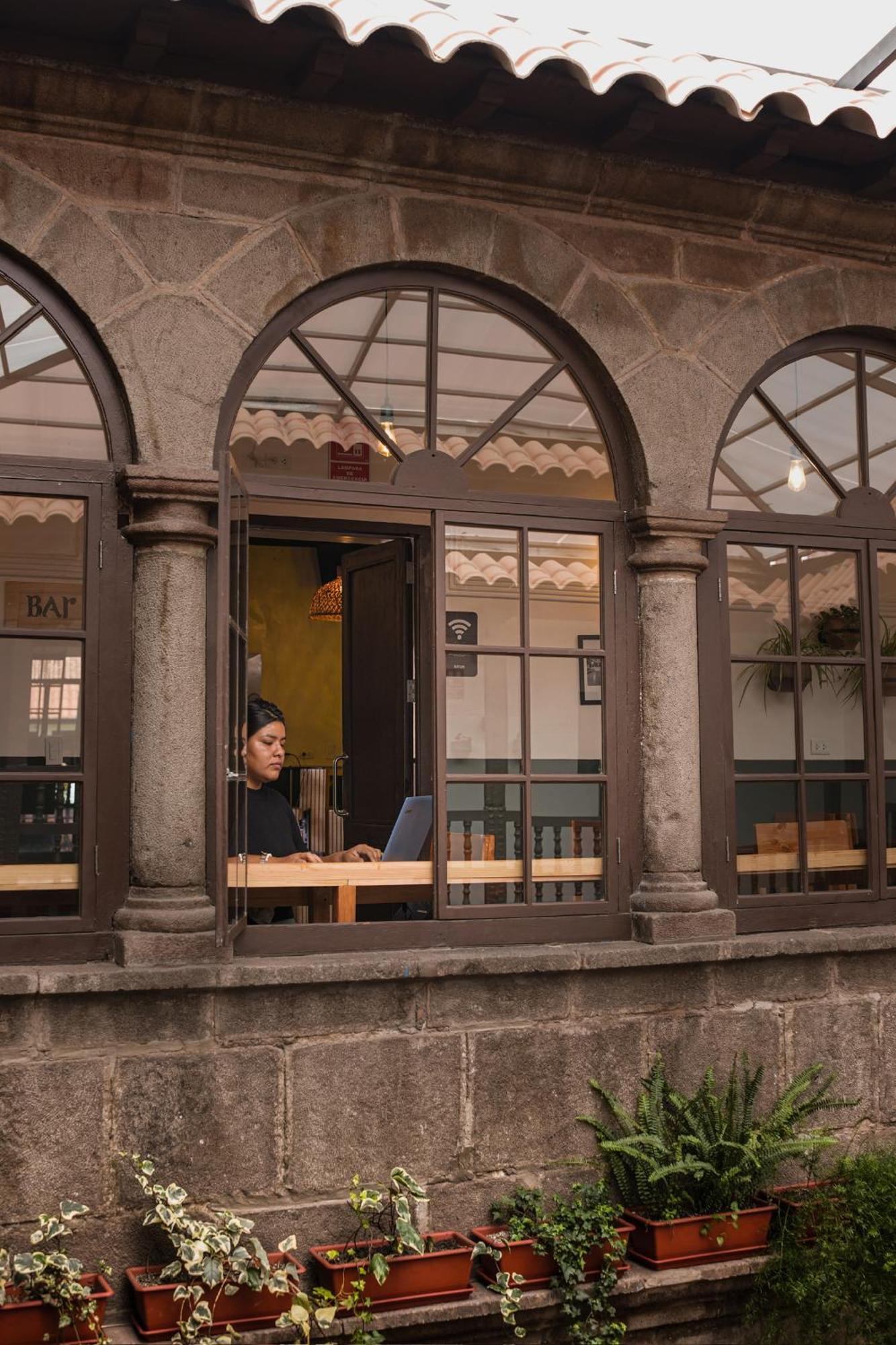 Black Llama Hostel Cusco Luaran gambar